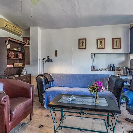 Cozy Apartment In Archez With Wifi アパート Árchez
