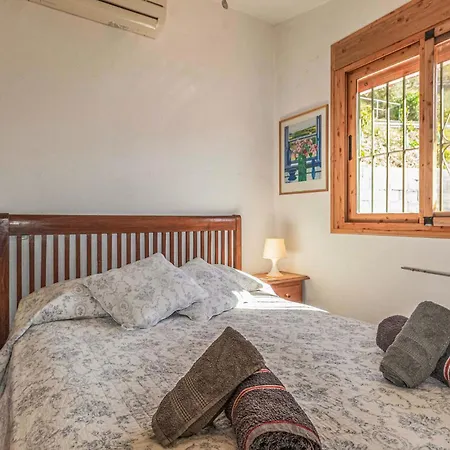 Cozy Apartment In Archez With Wifi アパート